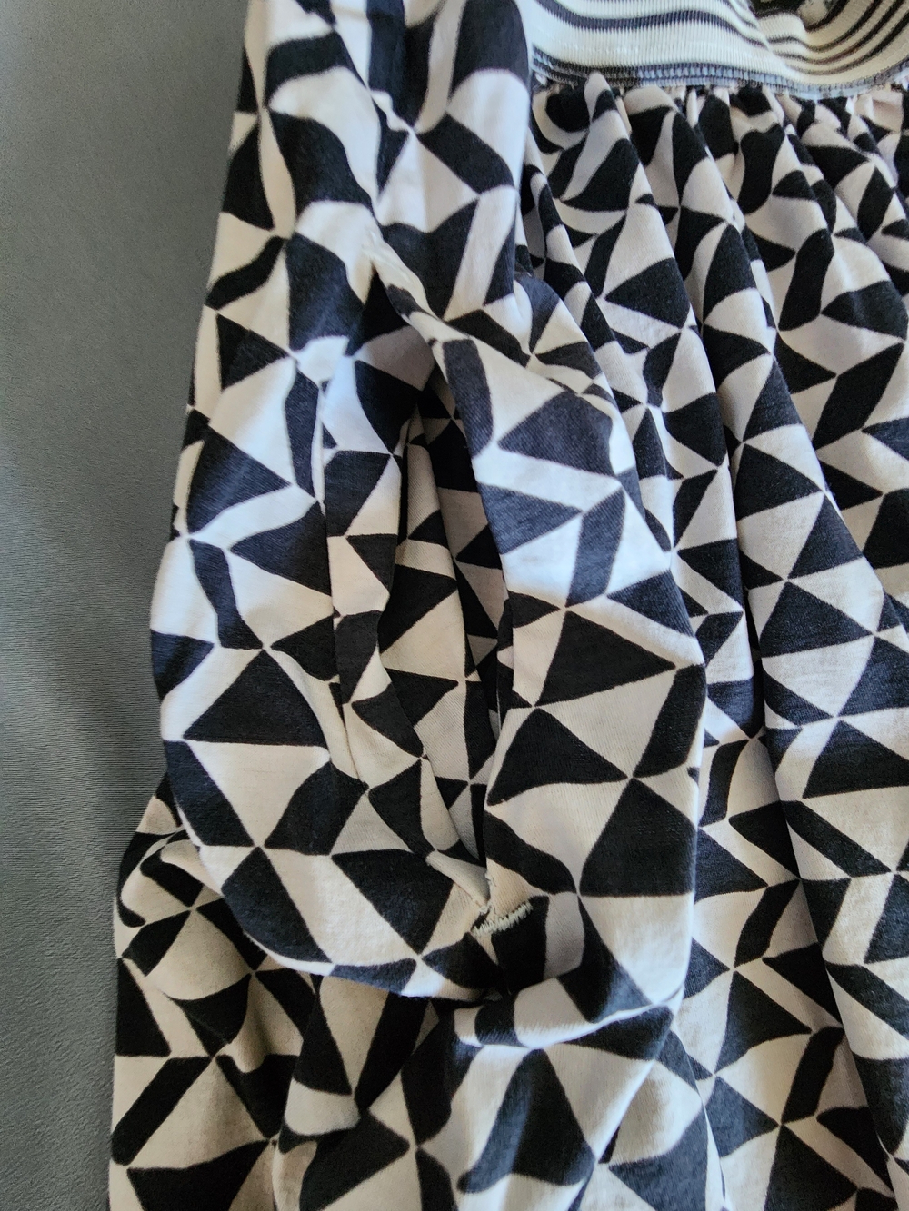 Weekend Max Mara Geometric Midi Skirt with Pockets ✨ - Picture 3 of 5
